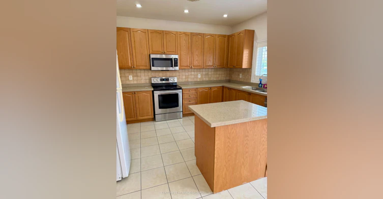 119 Laurendale Avenue, Georgina, ON, L4P 0C4 - 5