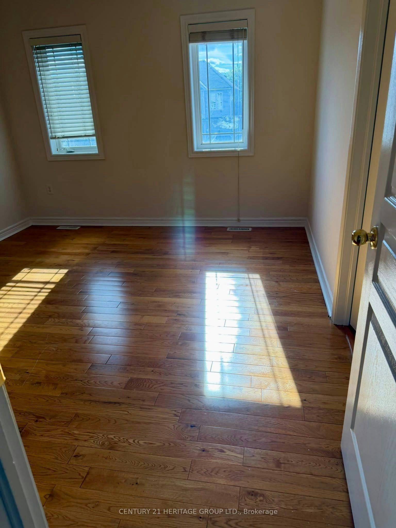119 Laurendale Avenue, Georgina, ON, L4P 0C4 - 4