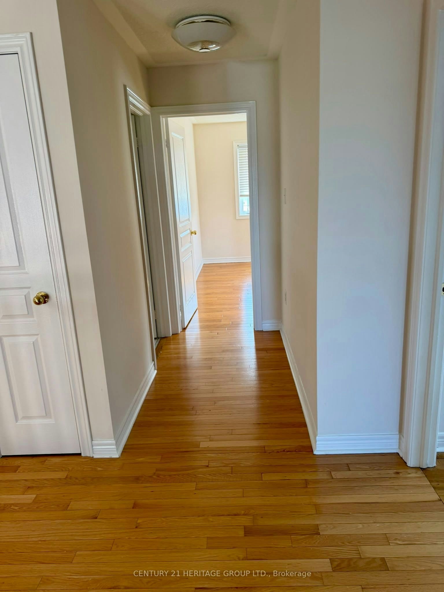 119 Laurendale Avenue, Georgina, ON, L4P 0C4 - 11