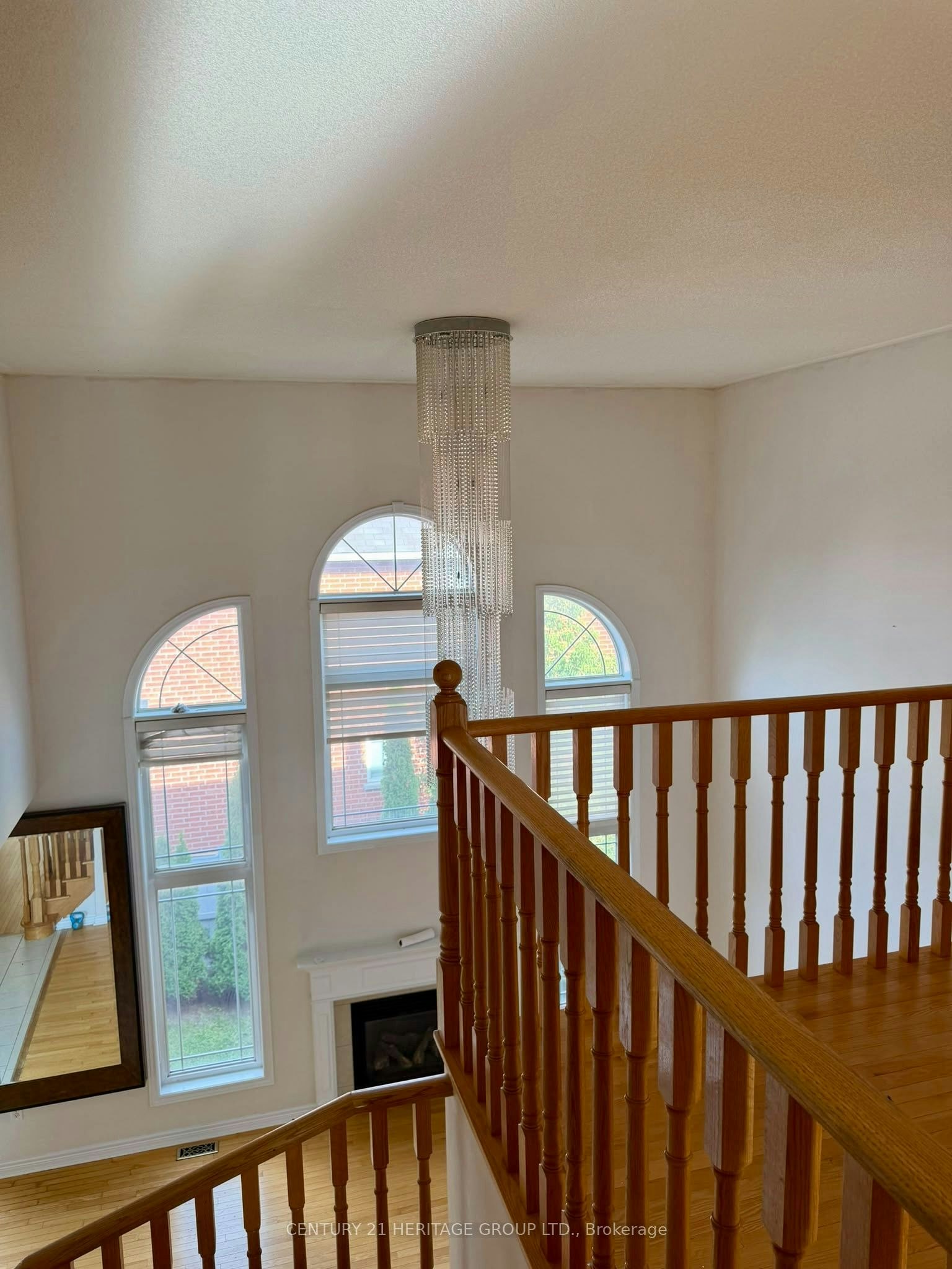 119 Laurendale Avenue, Georgina, ON, L4P 0C4 - 2