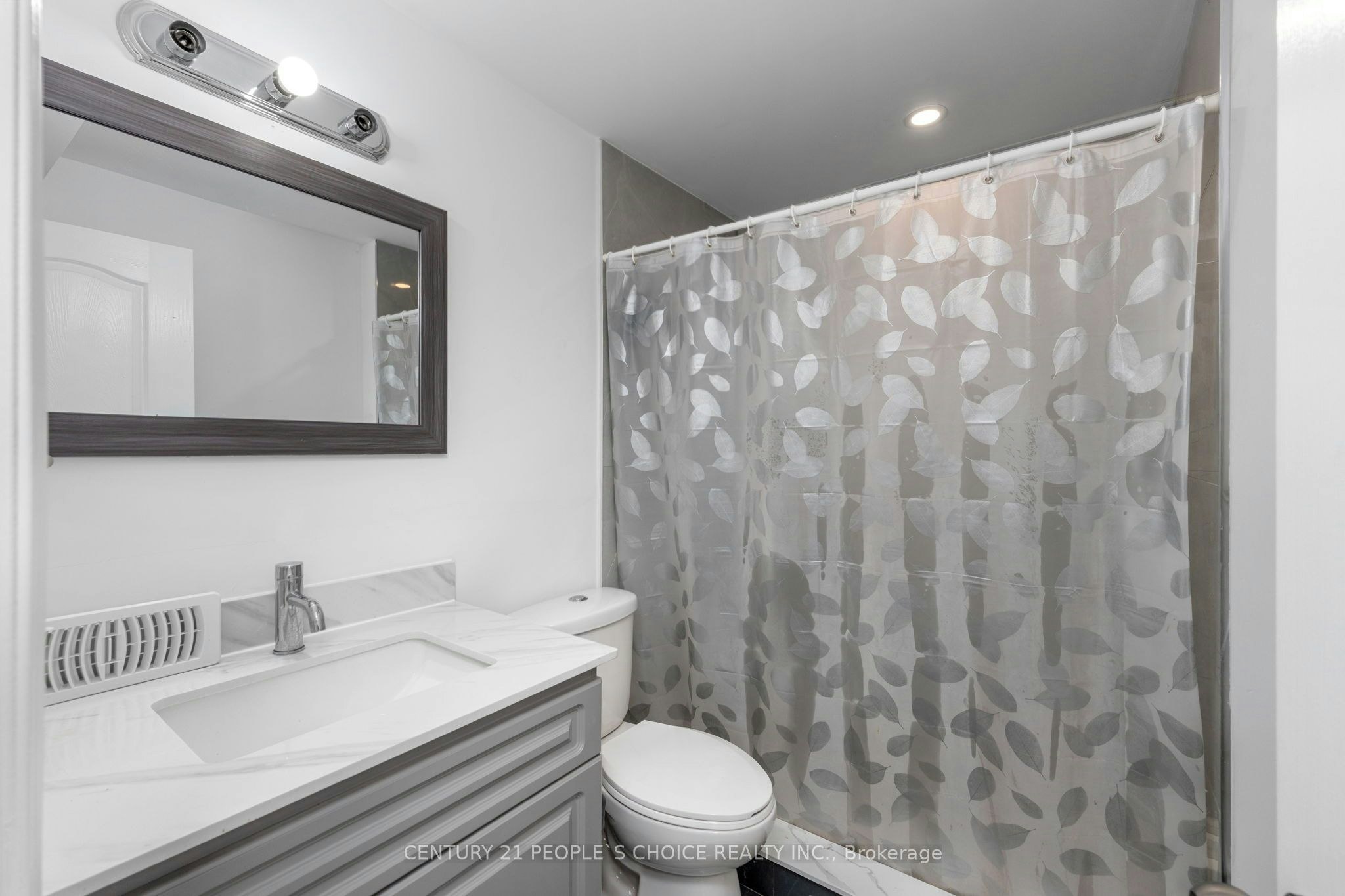 Upper-64 Coldwell Bay Circle, Vaughan, ON, L4H 5E9 - 38