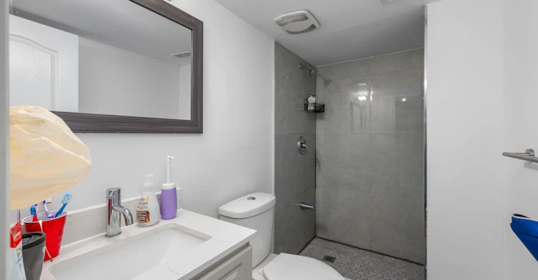 Upper-64 Coldwell Bay Circle, Vaughan, ON, L4H 5E9 - 35