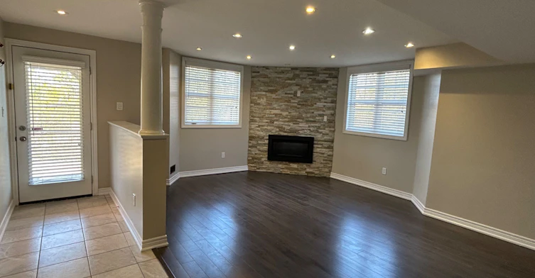 Whitchurch-Stouffville, ON