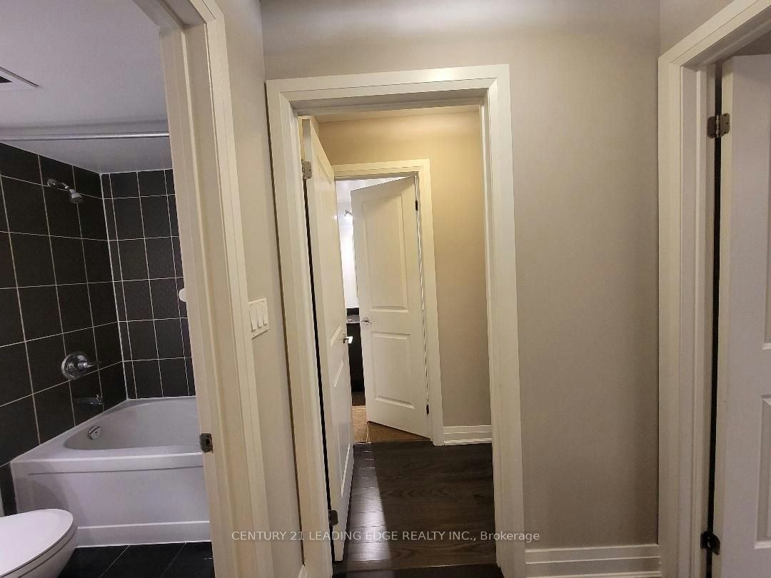 106-320 John Street, Markham, ON, L3T 0B1 - 14