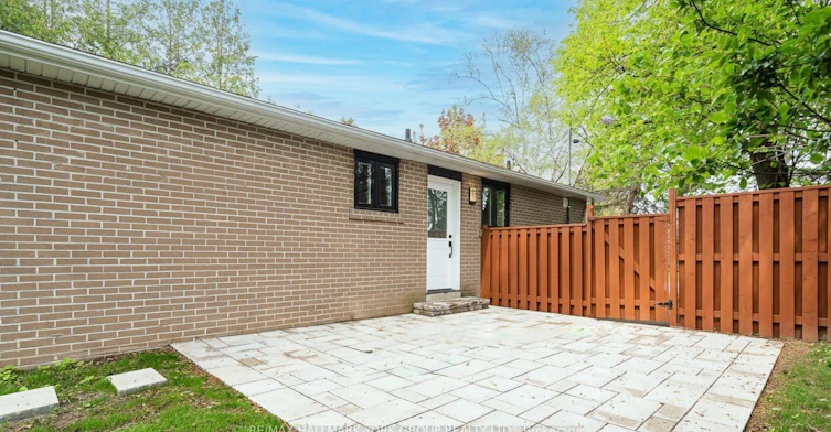 Basement-106 Woodpark Place, Newmarket, ON, L3Y 3P6 - 2