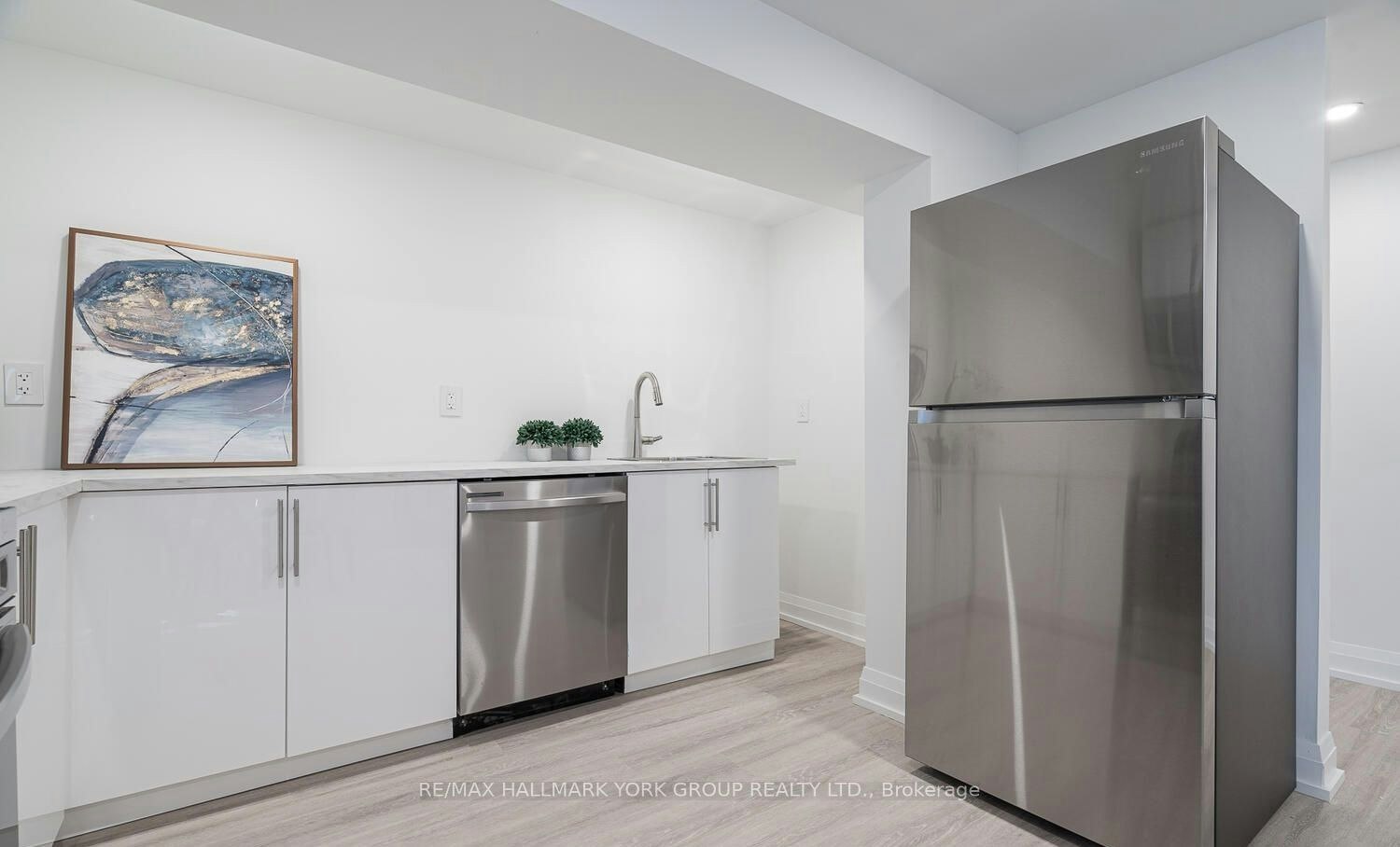 Basement-106 Woodpark Place, Newmarket, ON, L3Y 3P6 - 8