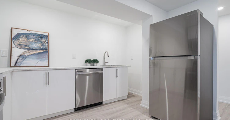 Basement-106 Woodpark Place, Newmarket, ON, L3Y 3P6 - 8