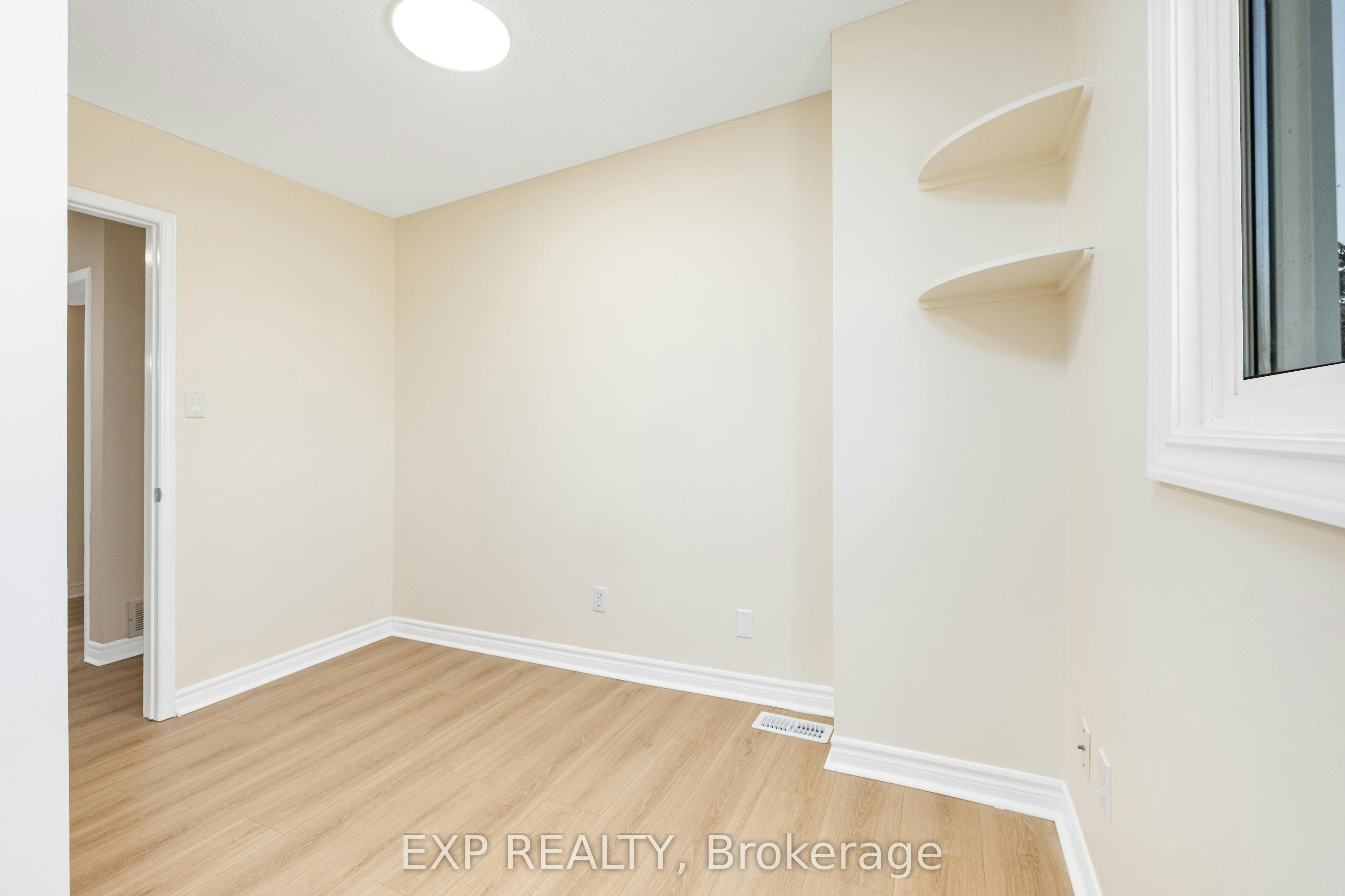 41 Hodgins Avenue, Georgina, ON, L4P 3N1 - 25