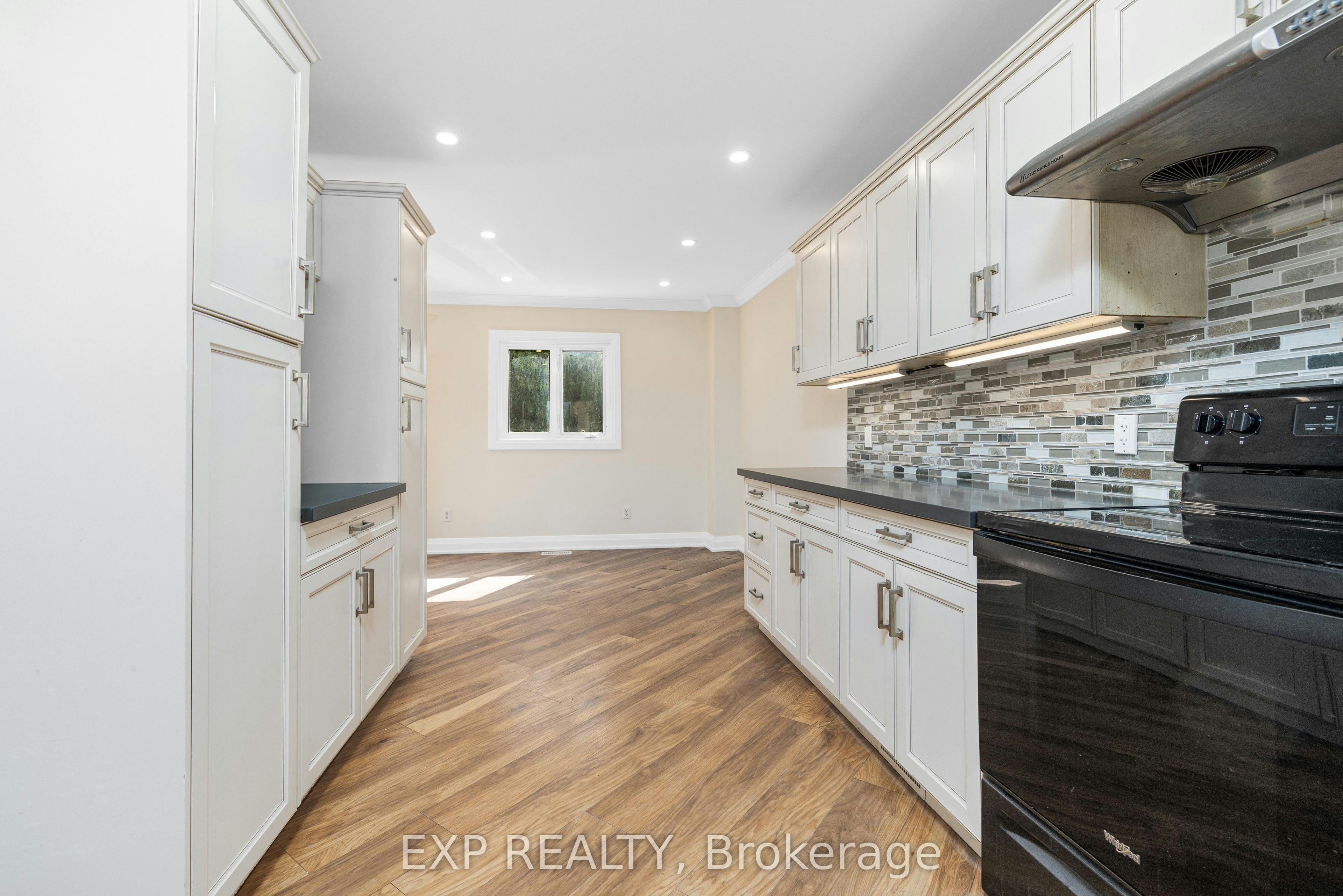 41 Hodgins Avenue, Georgina, ON, L4P 3N1 - 15