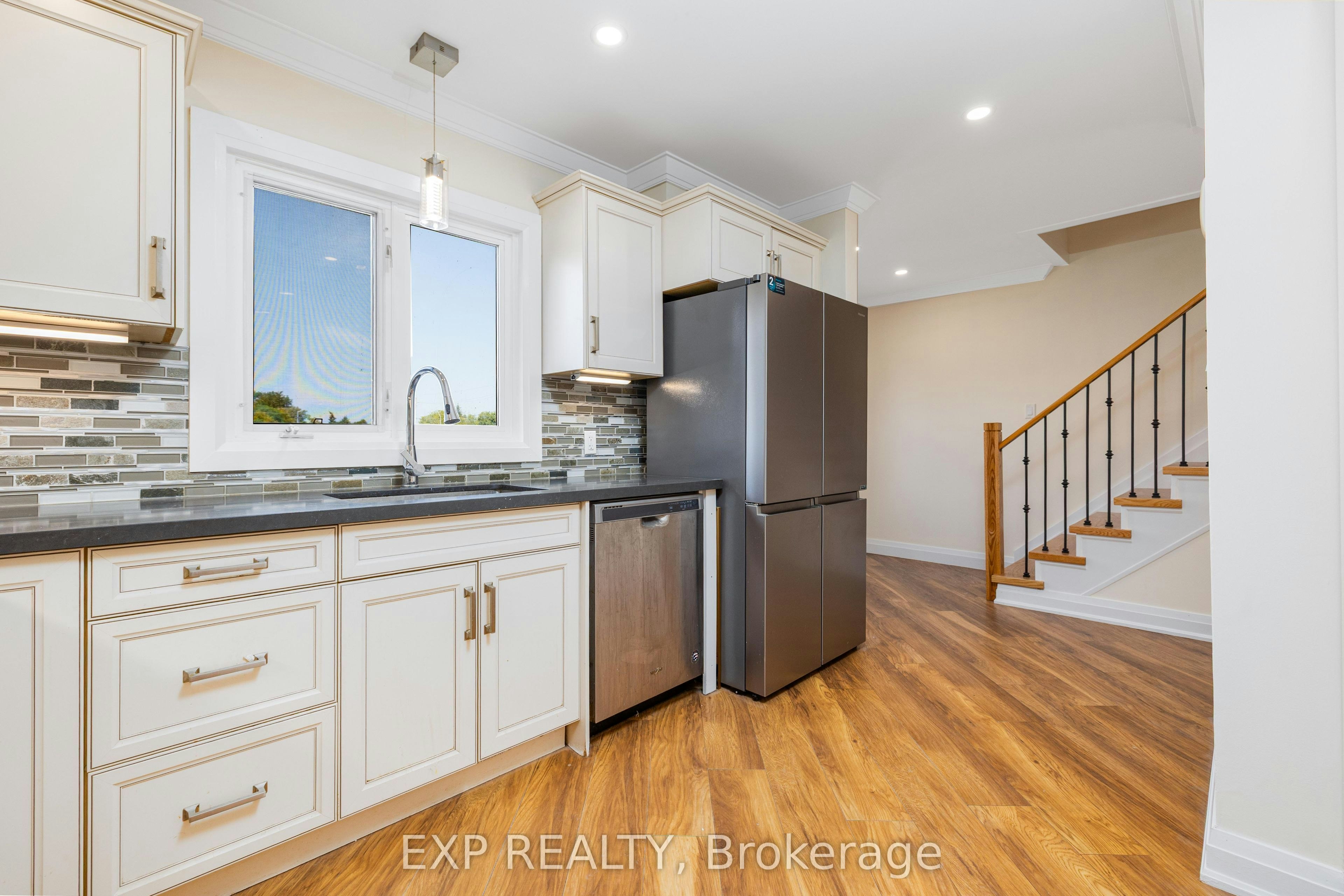 41 Hodgins Avenue, Georgina, ON, L4P 3N1 - 5