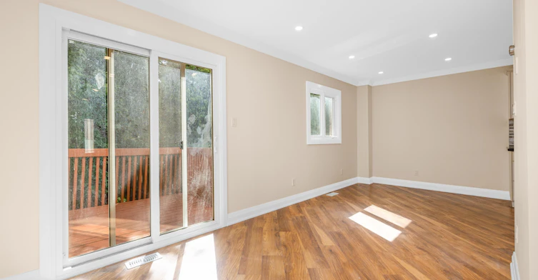 41 Hodgins Avenue, Georgina, ON, L4P 3N1 - 8