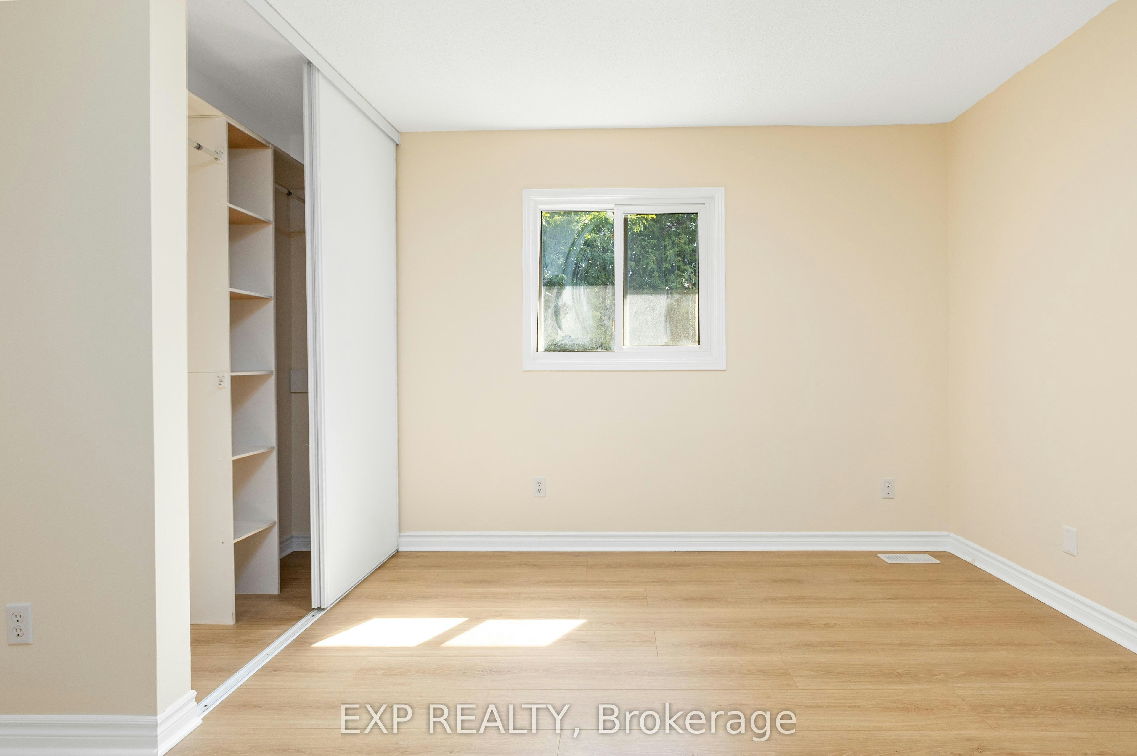 41 Hodgins Avenue, Georgina, ON, L4P 3N1 - 21
