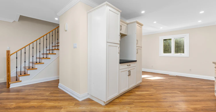 41 Hodgins Avenue, Georgina, ON, L4P 3N1 - 7