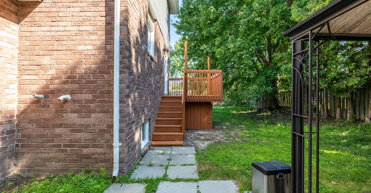 41 Hodgins Avenue, Georgina, ON, L4P 3N1 - 43