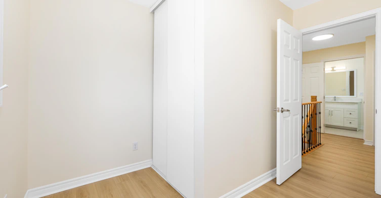 41 Hodgins Avenue, Georgina, ON, L4P 3N1 - 24