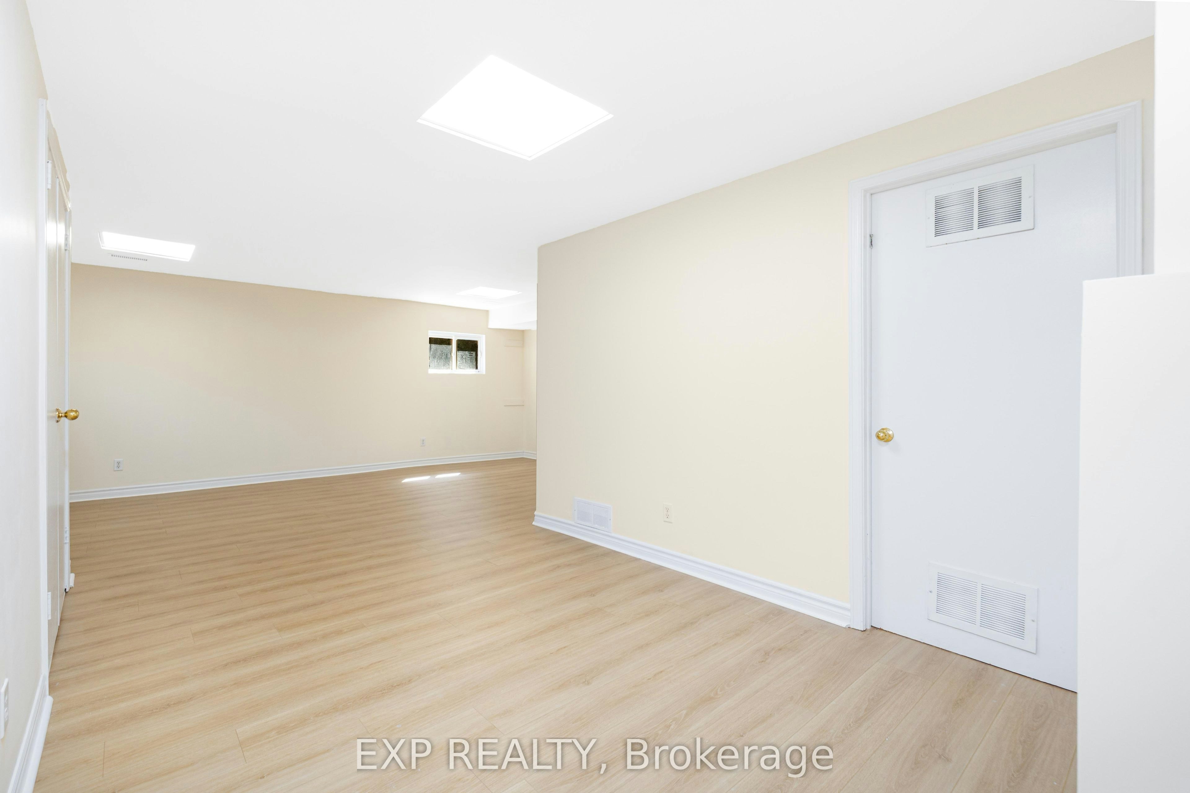 41 Hodgins Avenue, Georgina, ON, L4P 3N1 - 37