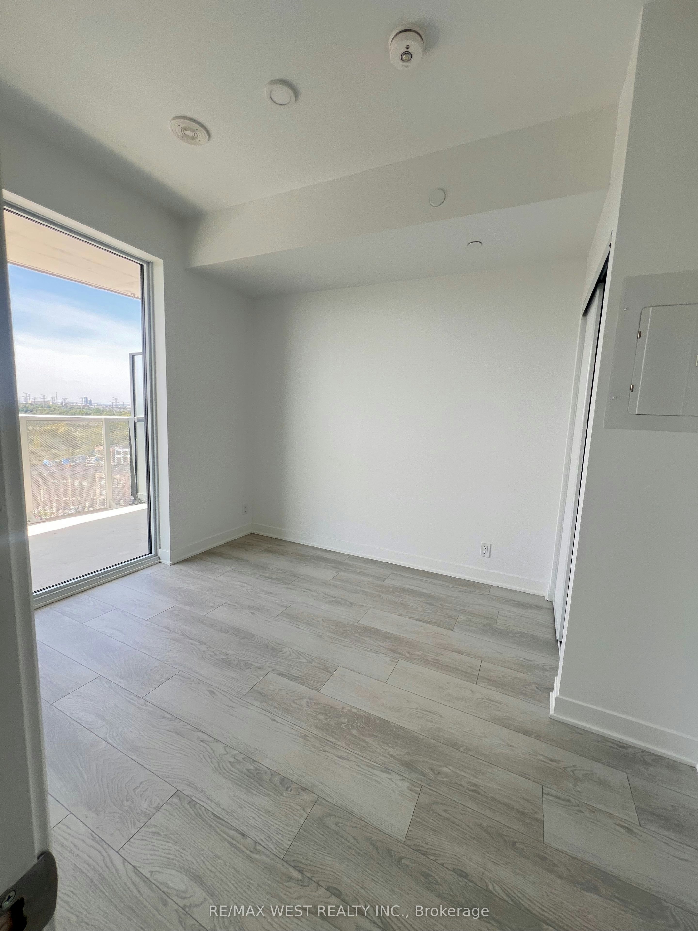 915-6 Flavelle Trail, Vaughan, ON, L4L 0M8 - 6