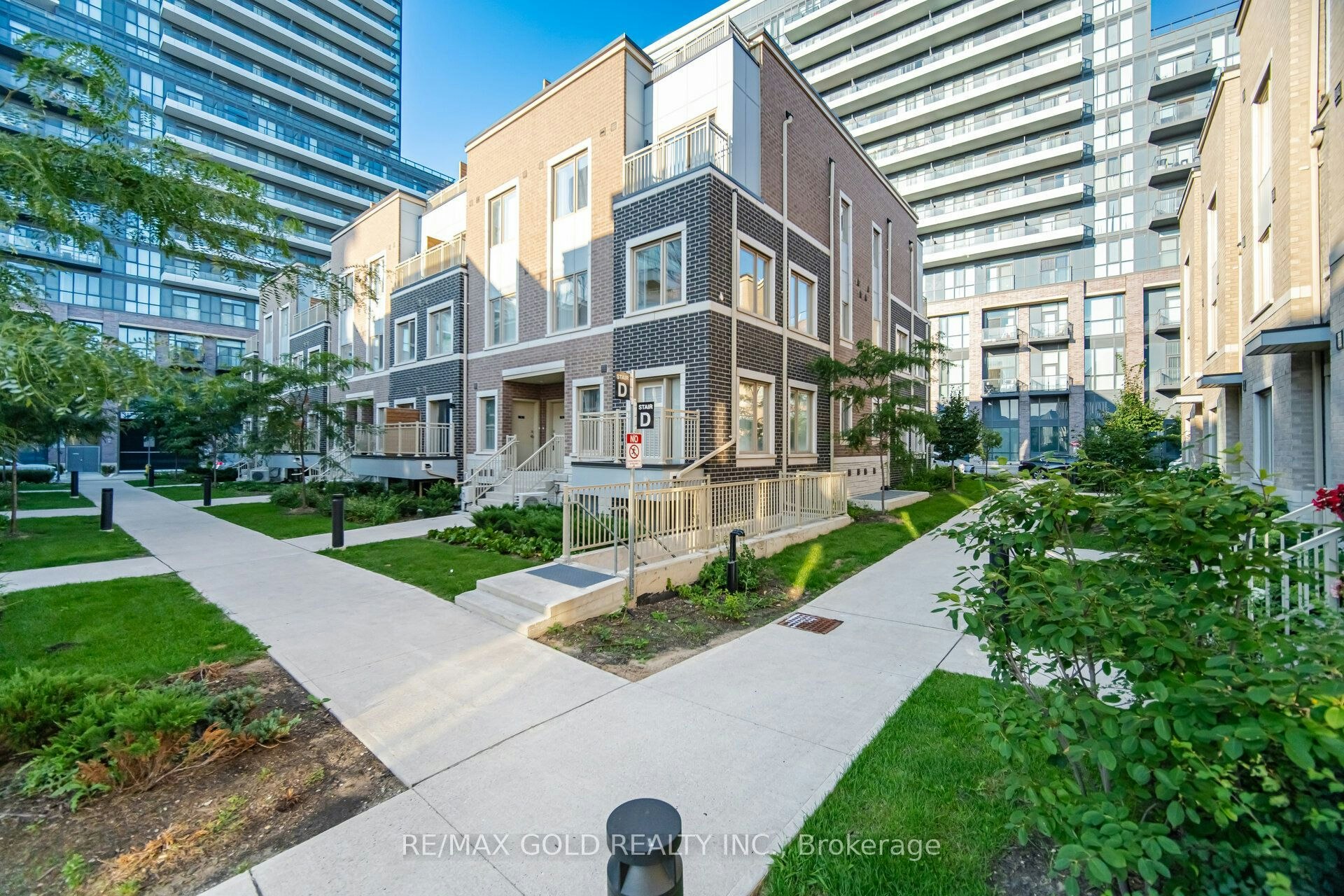TH83-39 Honeycrisp Crescent, Vaughan, ON, L4K 0N1