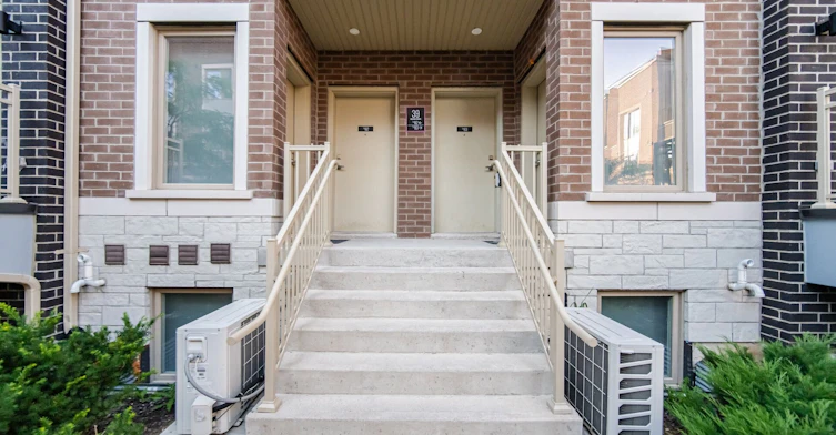 TH83-39 Honeycrisp Crescent, Vaughan, ON, L4K 0N1 - 3