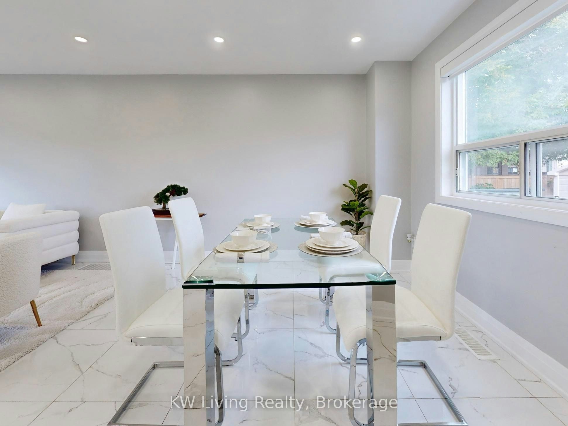 251 Mcconvey Drive, Richmond Hill, ON, L4C 3K1 - 8