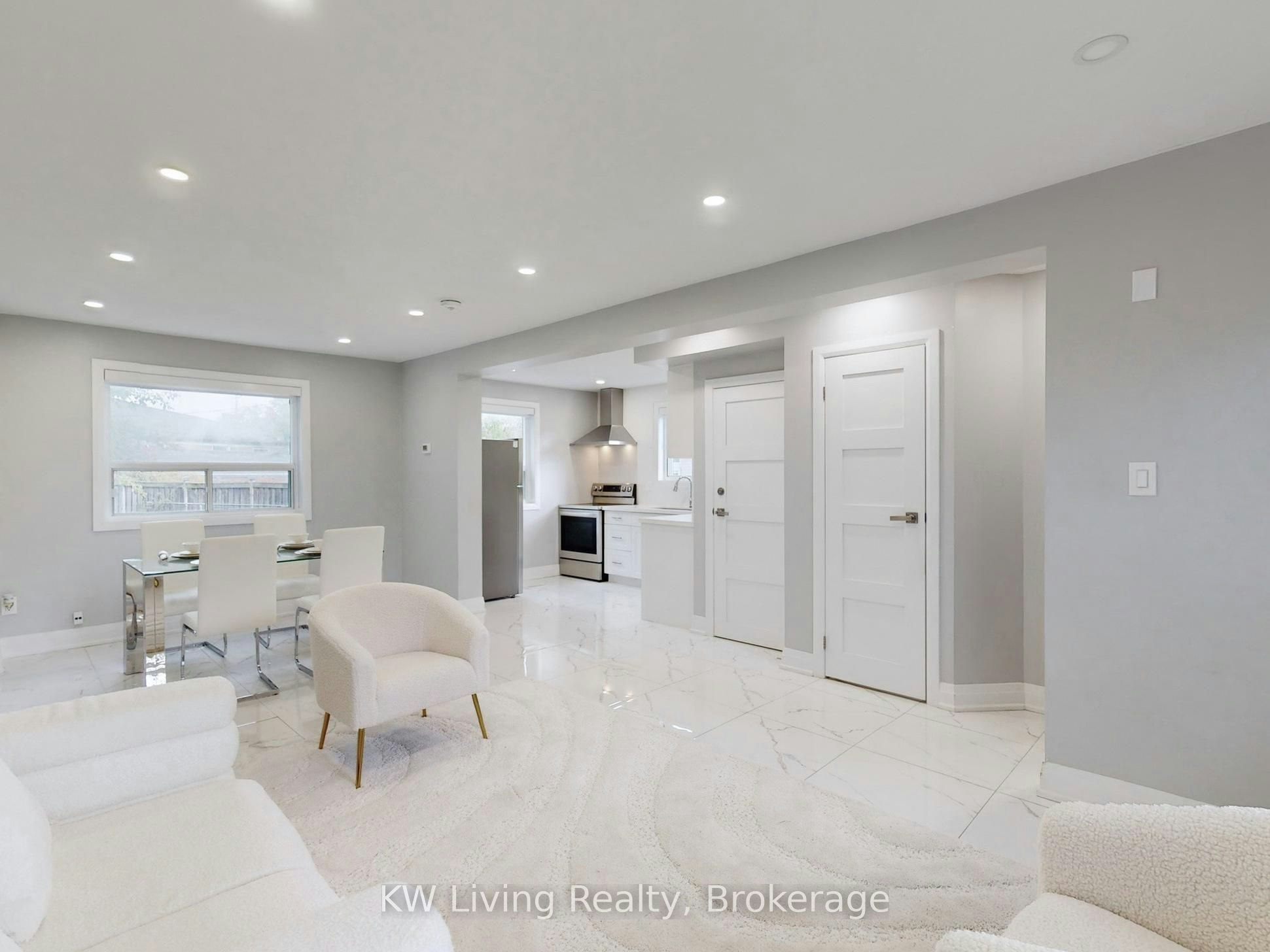 251 Mcconvey Drive, Richmond Hill, ON, L4C 3K1 - 4