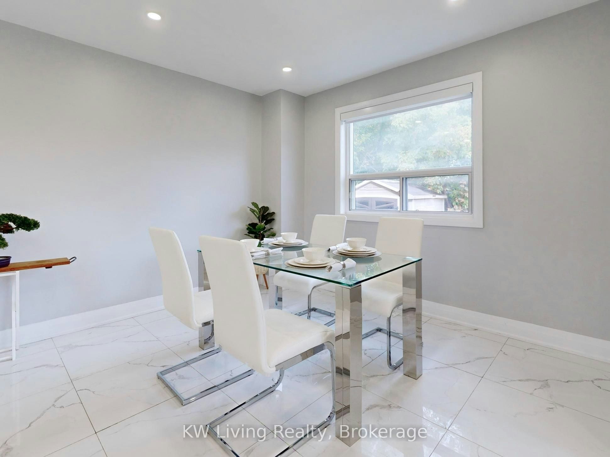251 Mcconvey Drive, Richmond Hill, ON, L4C 3K1 - 7