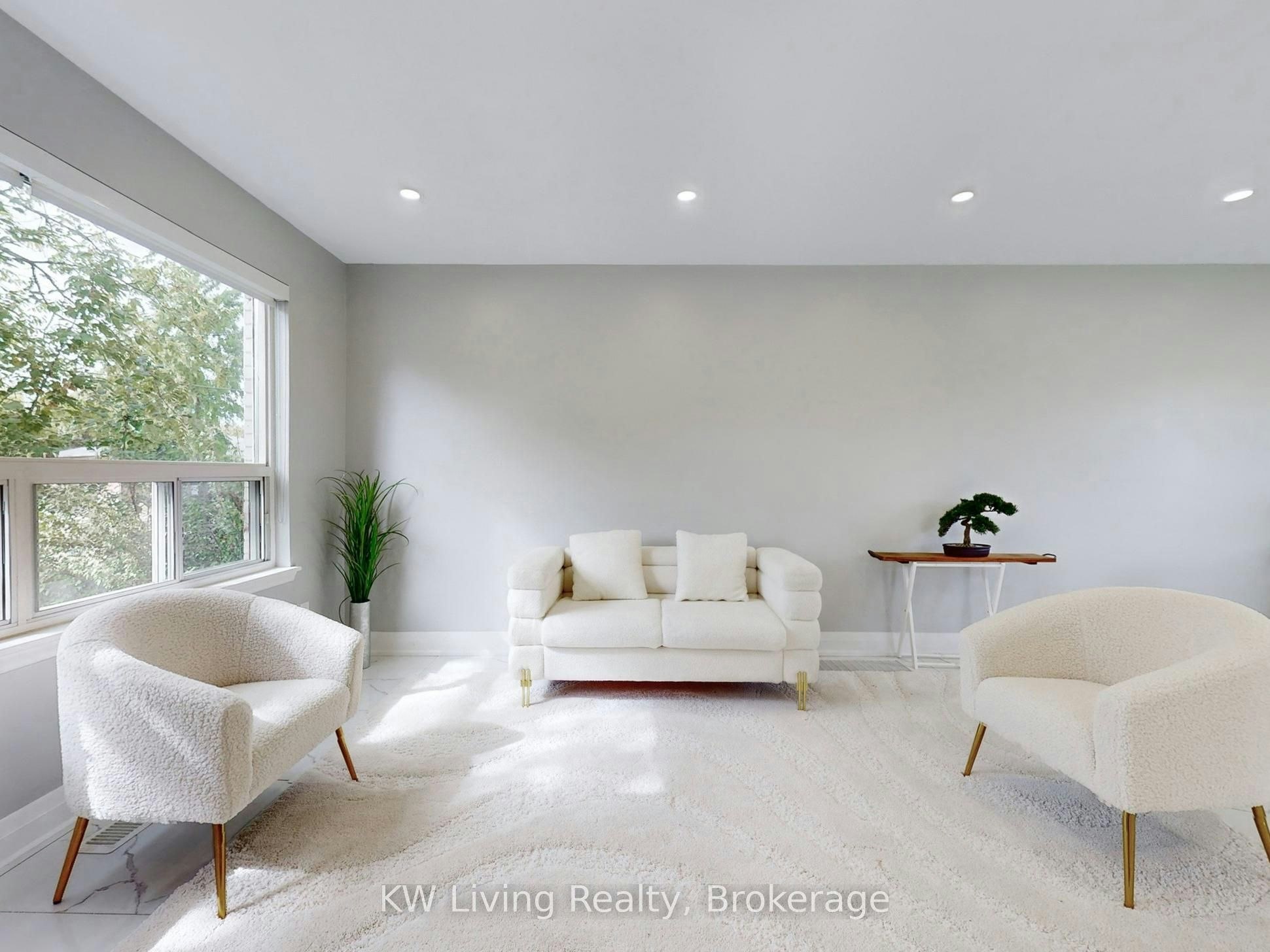 251 Mcconvey Drive, Richmond Hill, ON, L4C 3K1