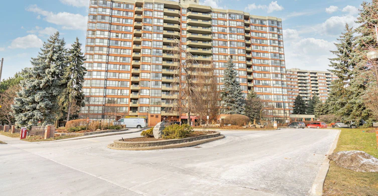 312-100 Observatory Lane, Richmond Hill, ON, L4C 1T4
