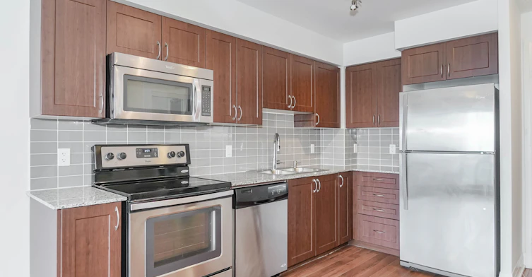 908-376 Highway 7 Street E, Richmond Hill, ON, L4B 0C7 - 14