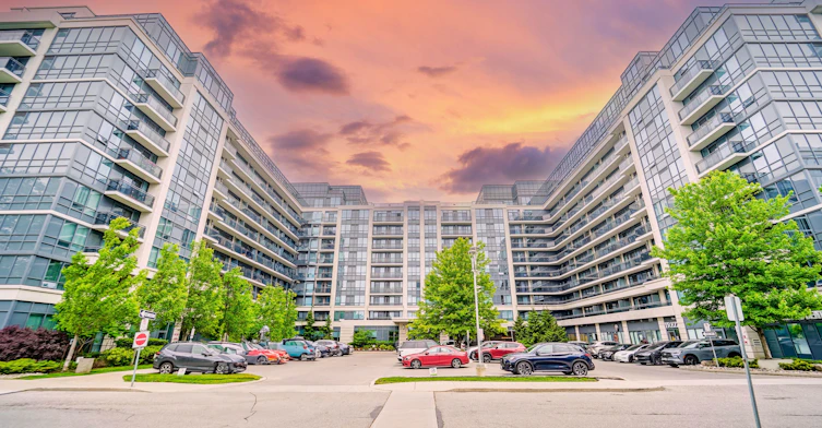 908-376 Highway 7 Street E, Richmond Hill, ON, L4B 0C7