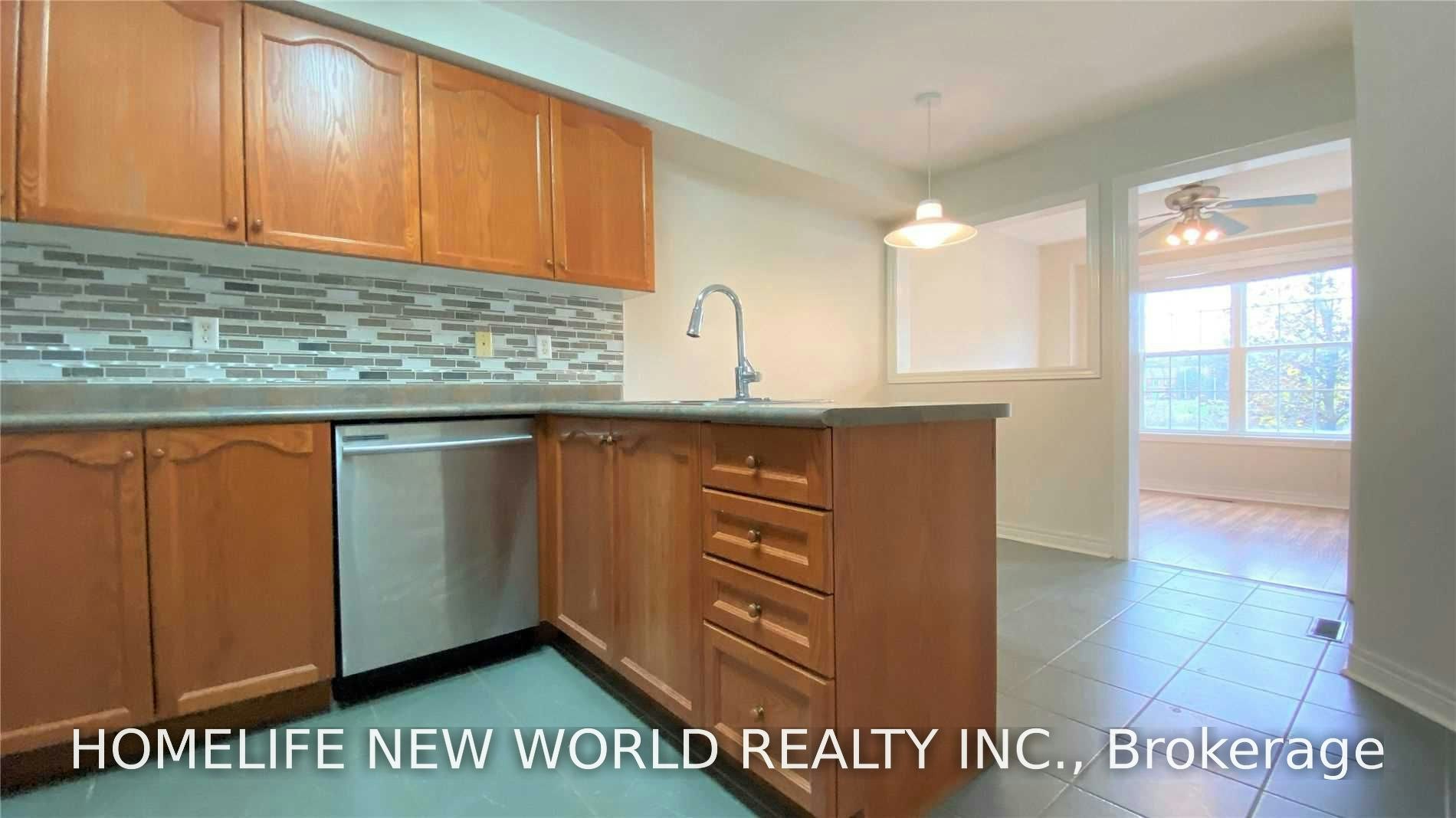 38 Milloy Place, Aurora, ON, L4G 7L2 - 6