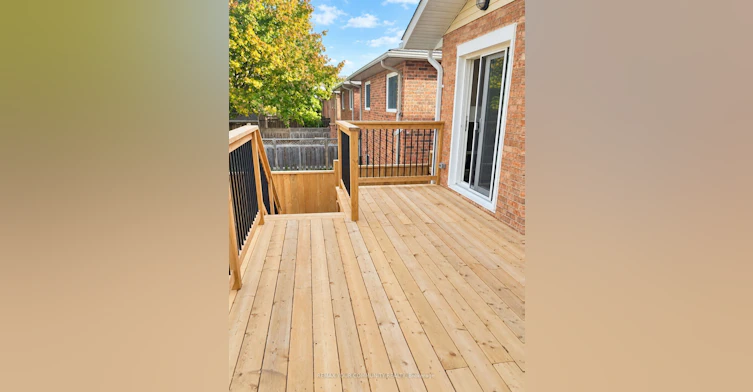 Upper-14 Newlands Avenue, Georgina, ON, L4P 3T3 - 14