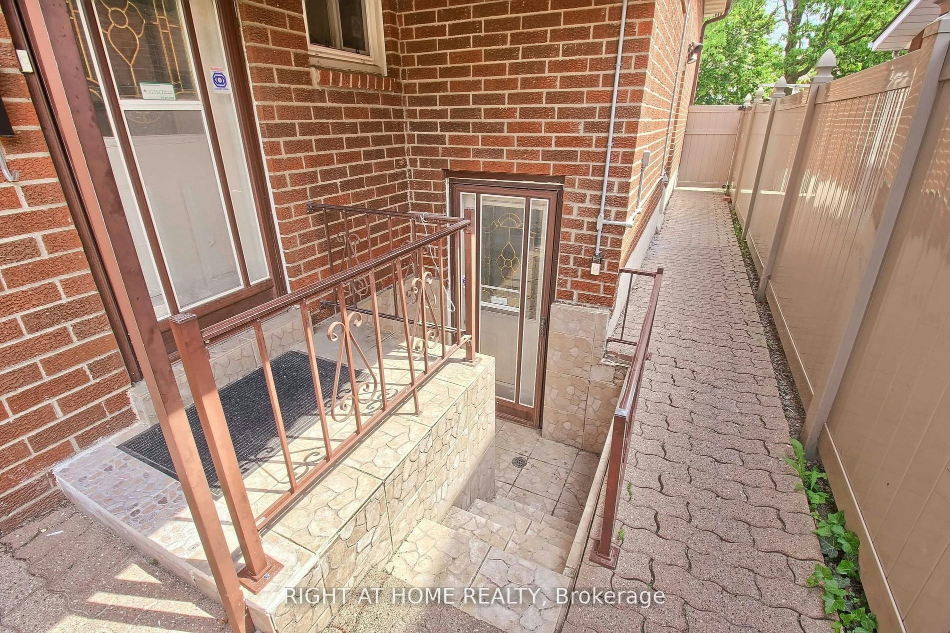 #02-37 Cherry Hills Road, Vaughan, ON, L4K 1M2 - 2