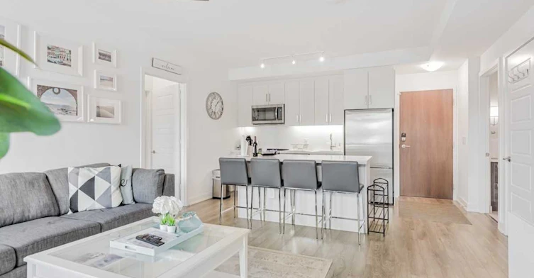 C206-301 Sea Ray Avenue, Innisfil, ON, L9S 0L9 - 3