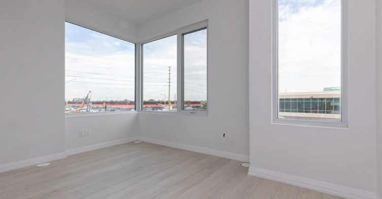 TH - 1-1010 Portage Parkway, Vaughan, ON, L4K 0K3 - 16