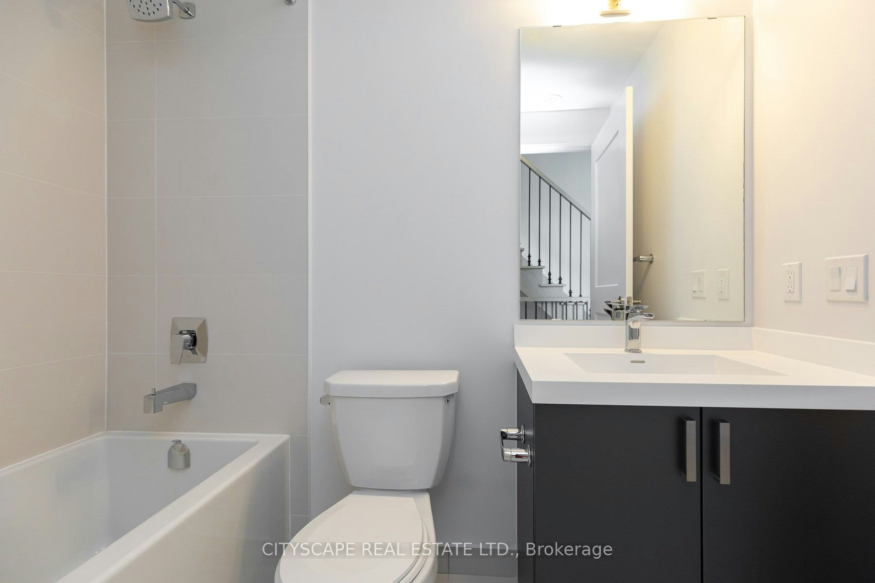 TH - 1-1010 Portage Parkway, Vaughan, ON, L4K 0K3 - 14