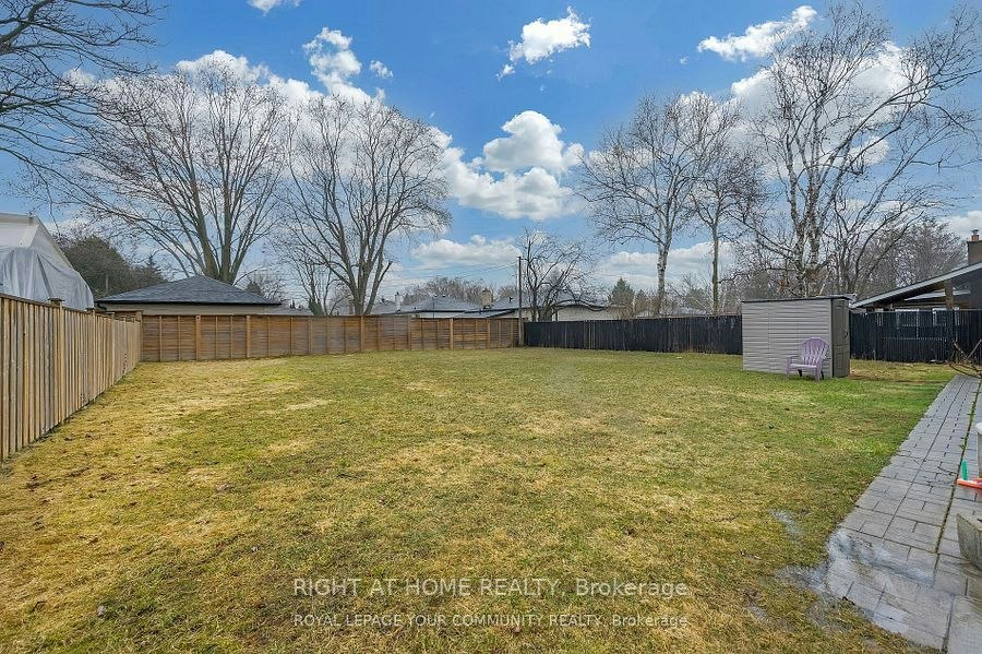 Main Floor-38 Jasper Drive, Aurora, ON, L4G 3B9 - 13