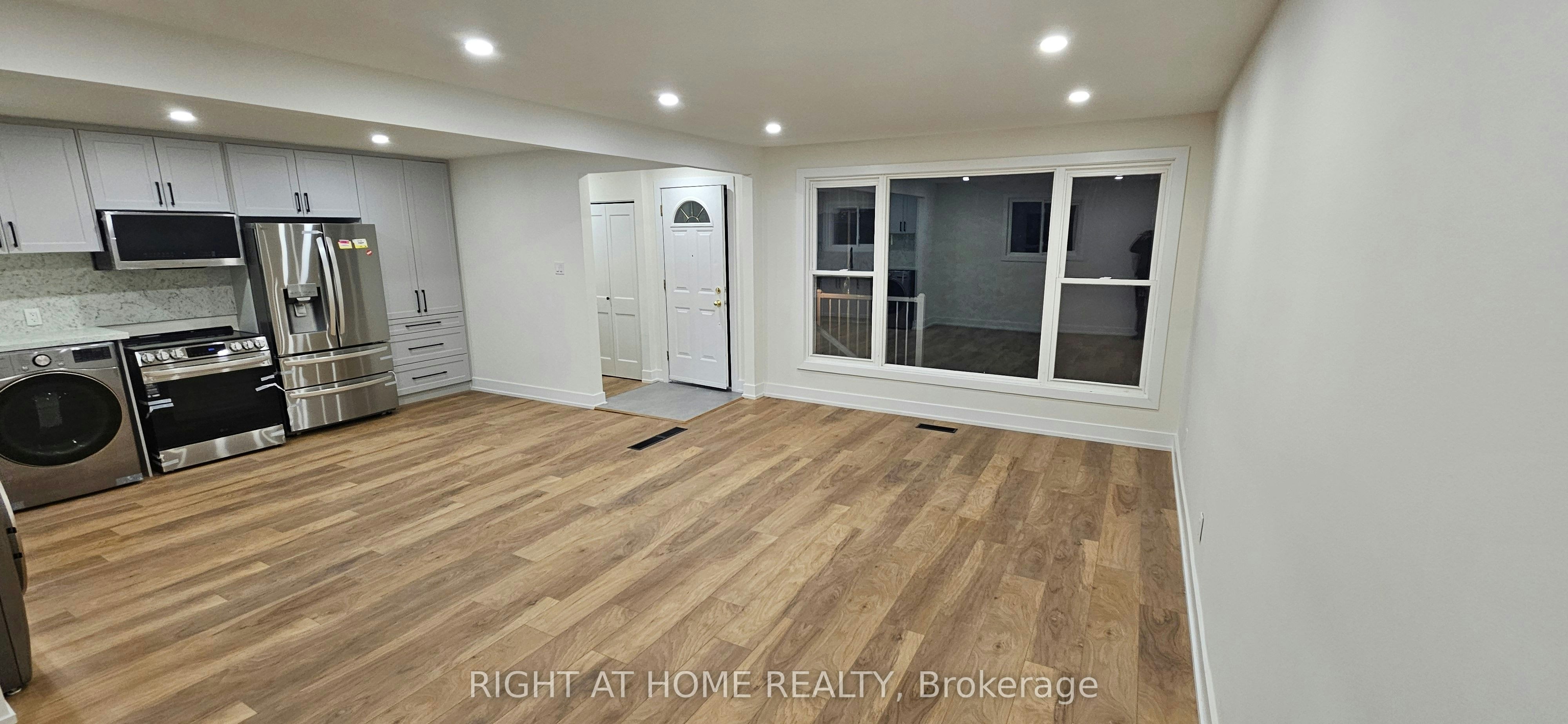 Main Floor-38 Jasper Drive, Aurora, ON, L4G 3B9 - 5