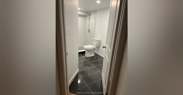 45 Stiver Drive, Newmarket, ON, L3Y 7V8 - 6
