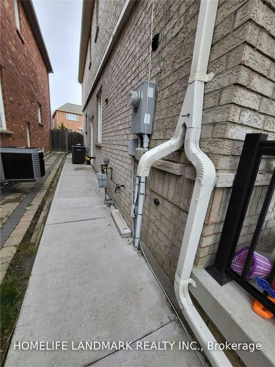 Bsmt-61 Albert Roffey Crescent, Markham, ON, L6B 0H2 - 15
