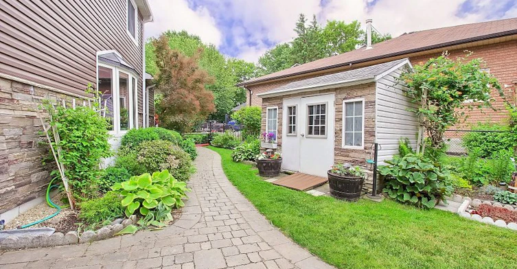 44 Shirlea Boulevard, Georgina, ON, L4P 1K9 - 8