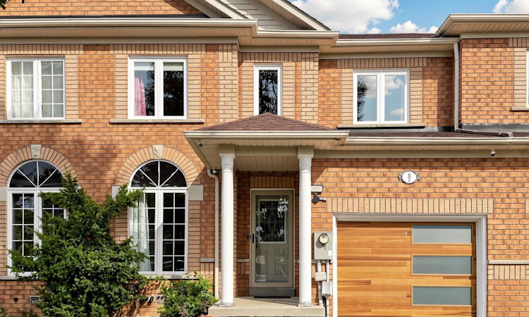 8 Bullrush Drive