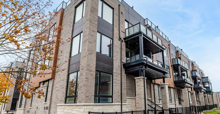 31-117 Marydale Avenue, Markham, ON, L3S 0E3