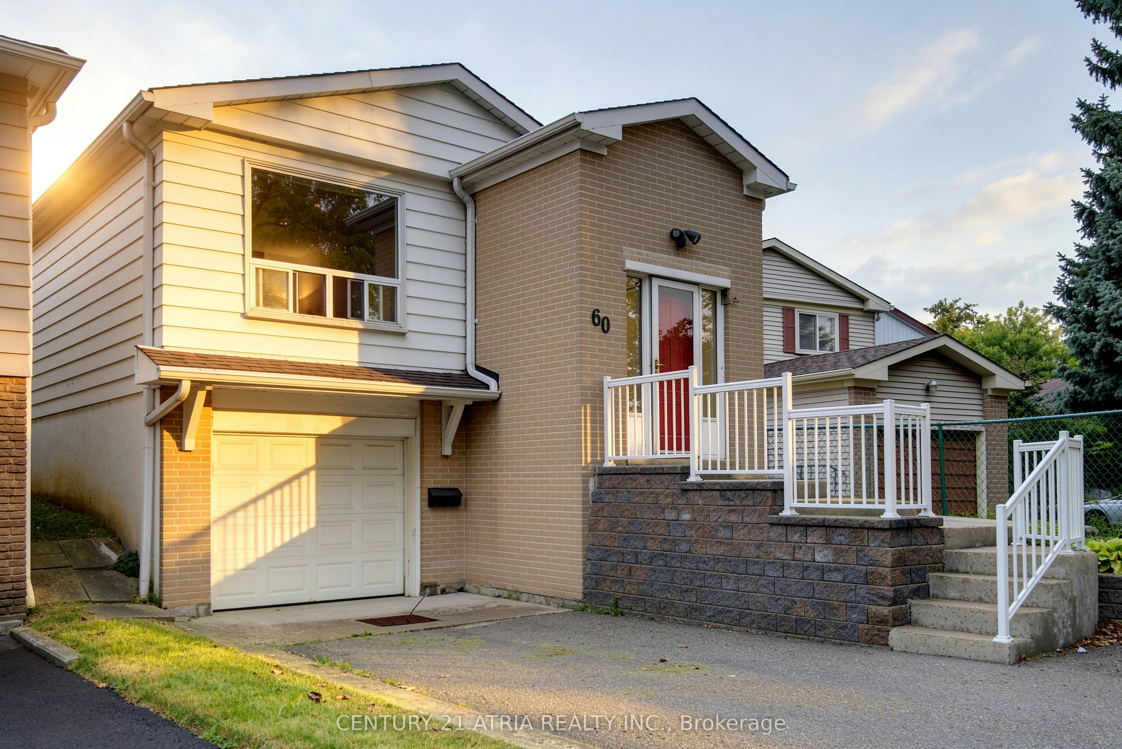 60 Snowshoe Crescent, Markham, ON, L3T 4M6 - 3