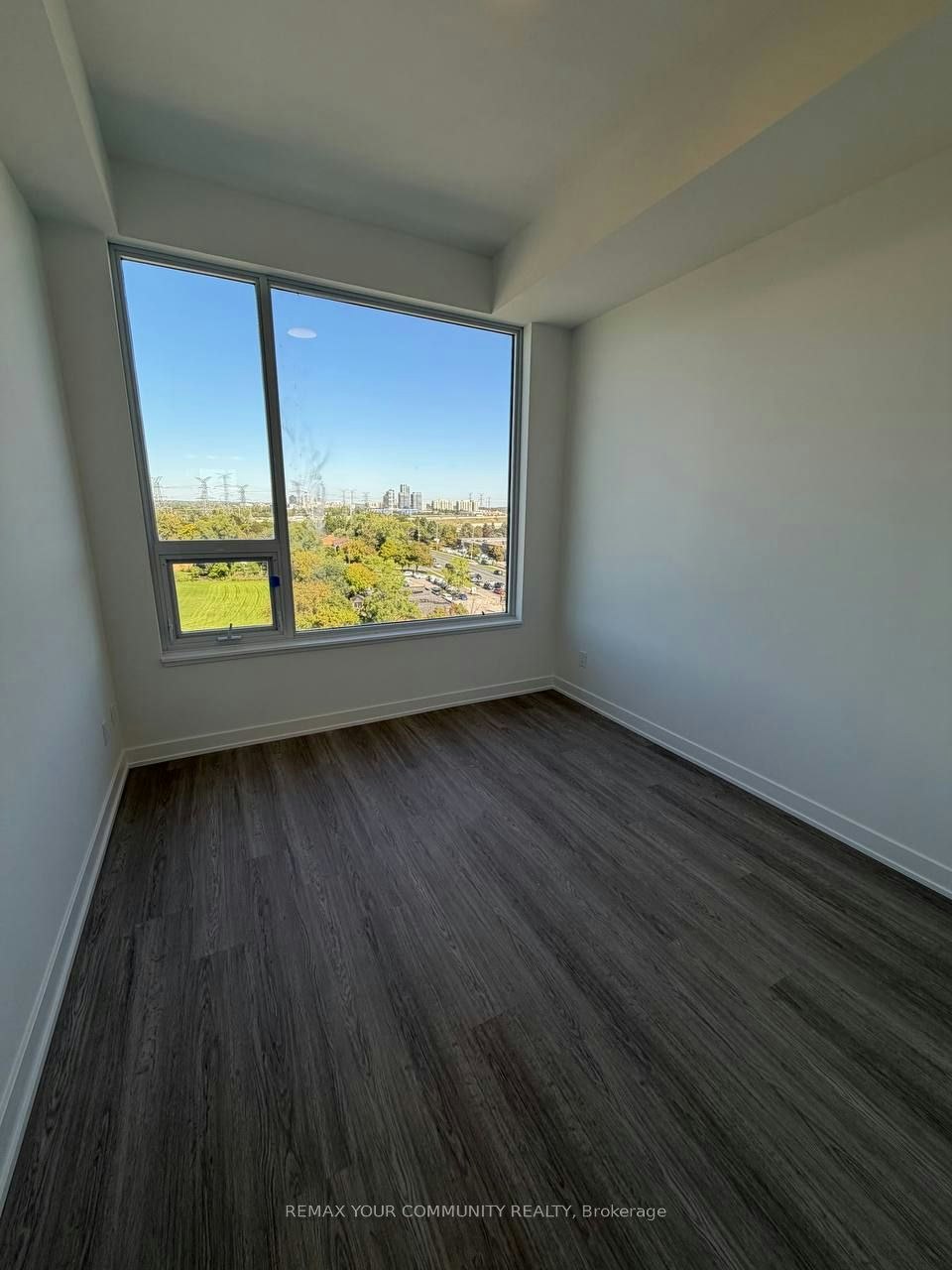 905-8188 Yonge Street W, Vaughan, ON, L4J 1W5 - 5