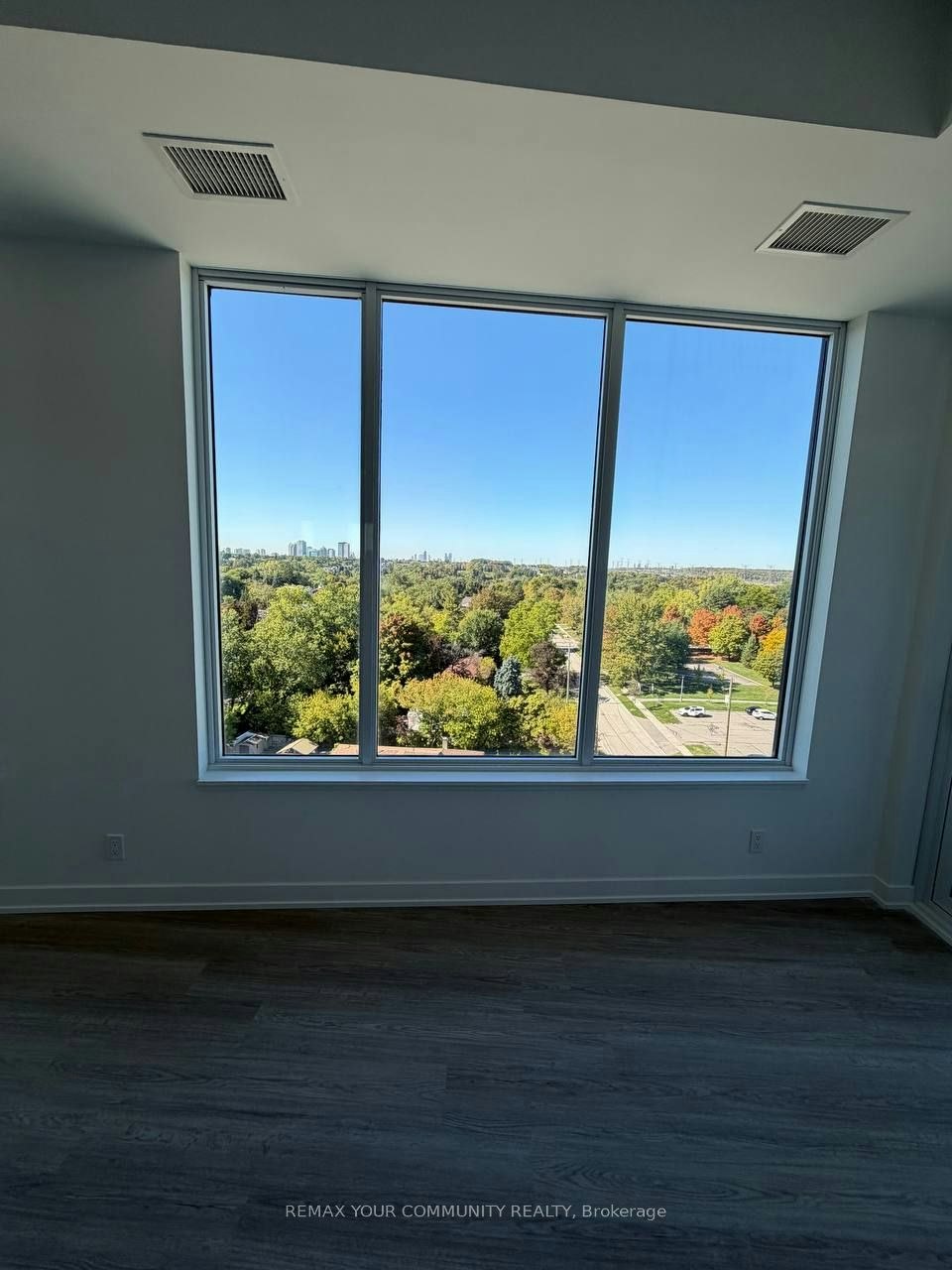 905-8188 Yonge Street W, Vaughan, ON, L4J 1W5 - 11