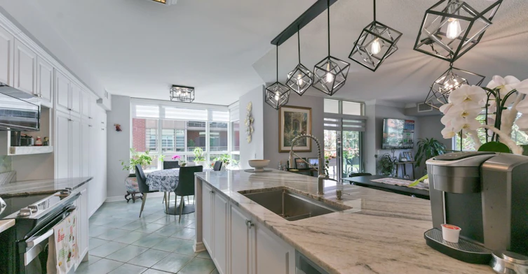 213-85 The Boardwalk Way, Markham, ON, L6E 1B9 - 13