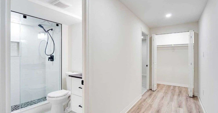 Lower-121 Timberwolf Crescent, Vaughan, ON, L4H 2W1 - 9