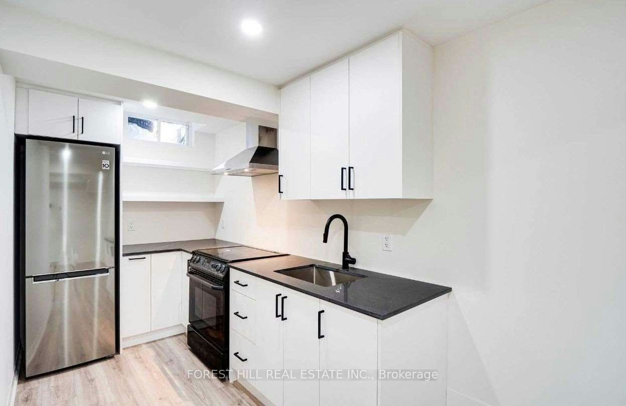 Lower-121 Timberwolf Crescent, Vaughan, ON, L4H 2W1 - 4