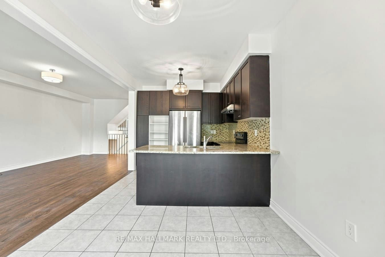 310 Miller Park Avenue, Bradford West Gwillimbury, ON, L3Z 0X8 - 16
